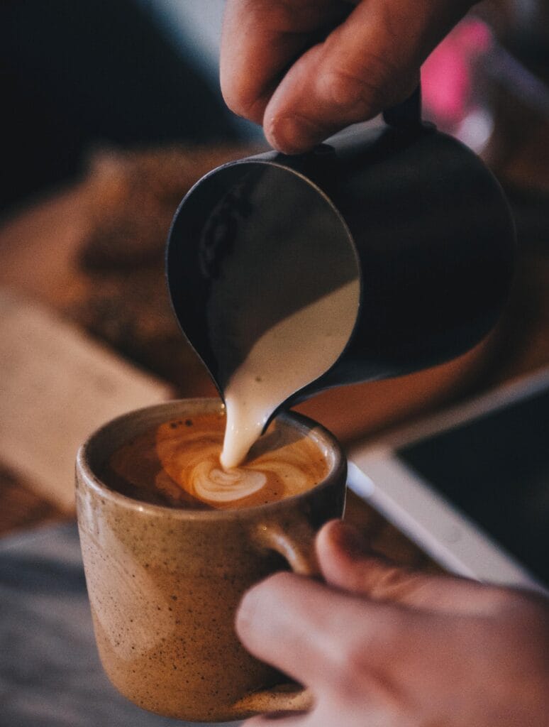 Flat White vs Cappuccino Unveiling Key Differences