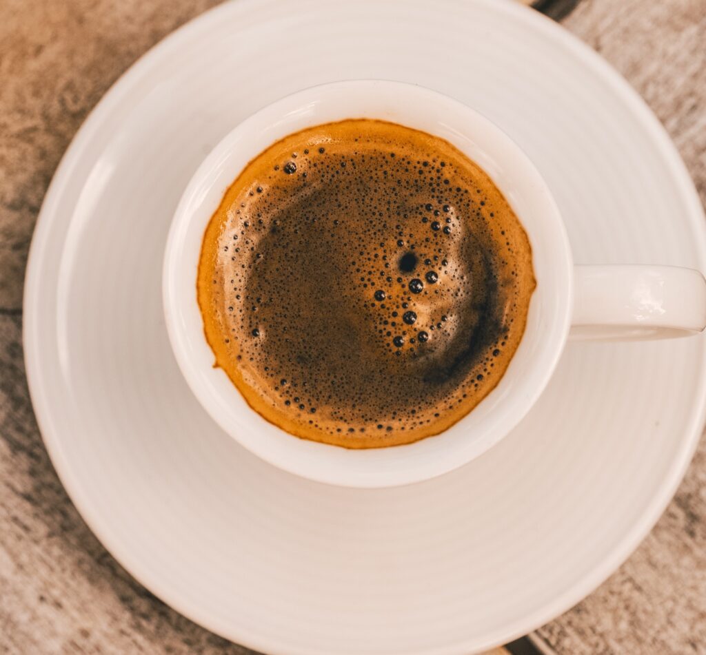 a cup of blonde americano