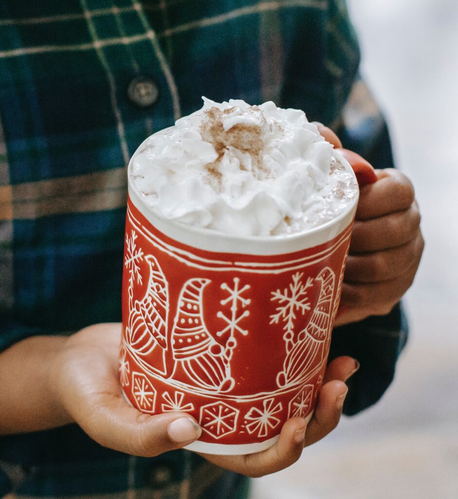 Heavy whipping cream in coffee