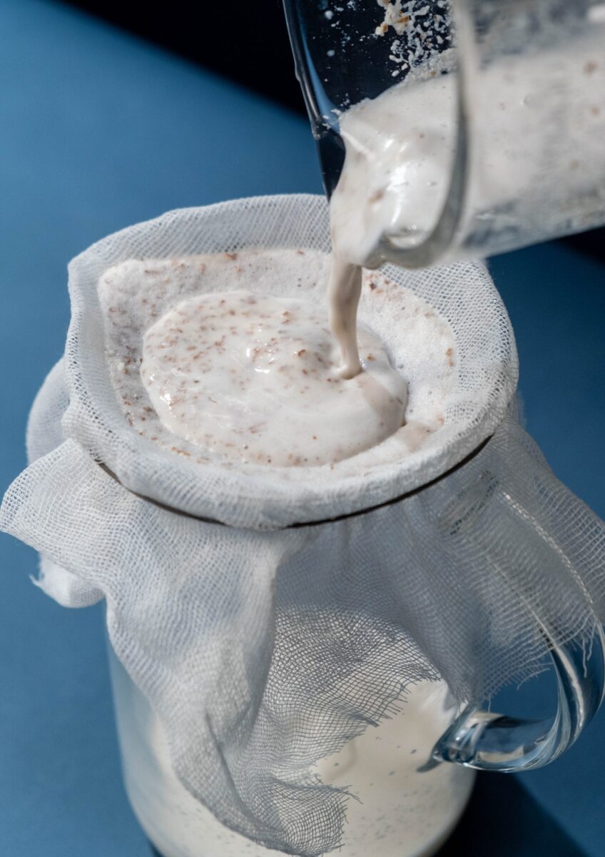 Almond milk cappuccino how to make it? A detailed guide