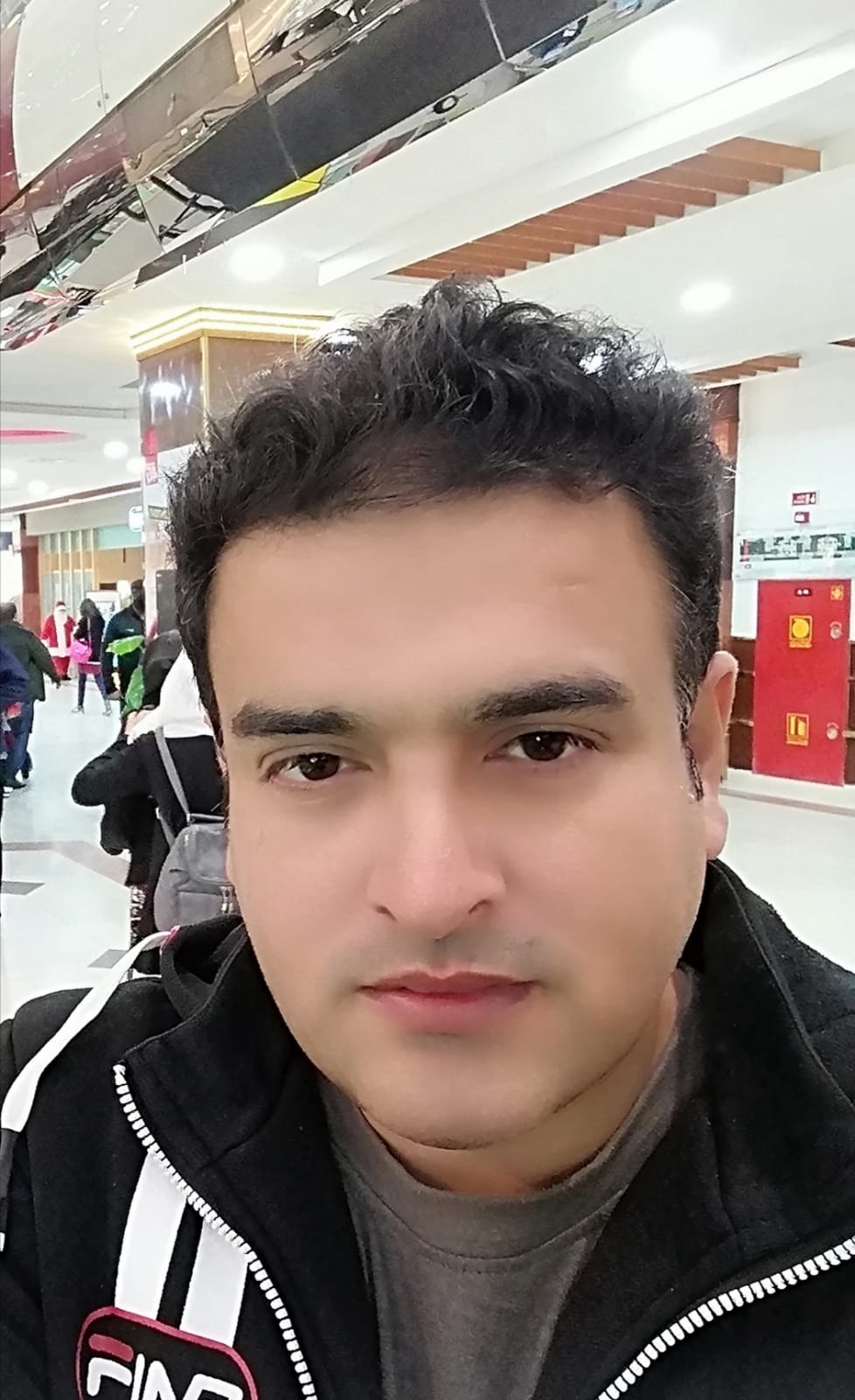 Author image majid khan